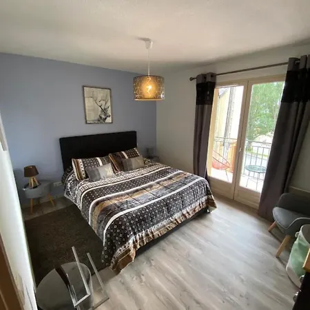 Апартаменты Chaleureux T4 Cosy, Romeu Odeillo Via